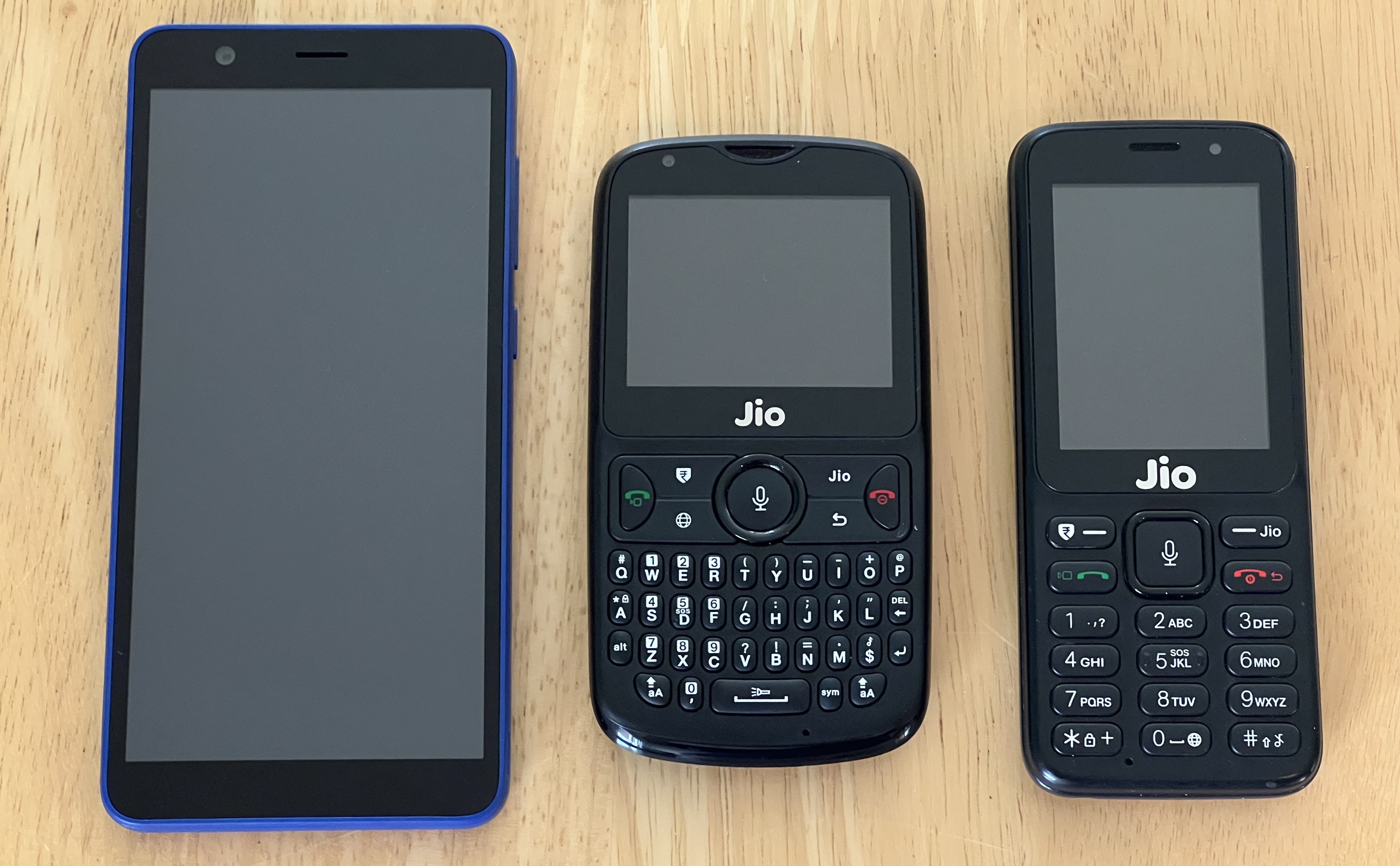 JioPhone Next (LS1542QWN), JioPhone 2 (F300B), and JioPhone (F90M) JioPhone Next (LS1542QWN), JioPhone 2 (F300B), and JioPhone (F90M)